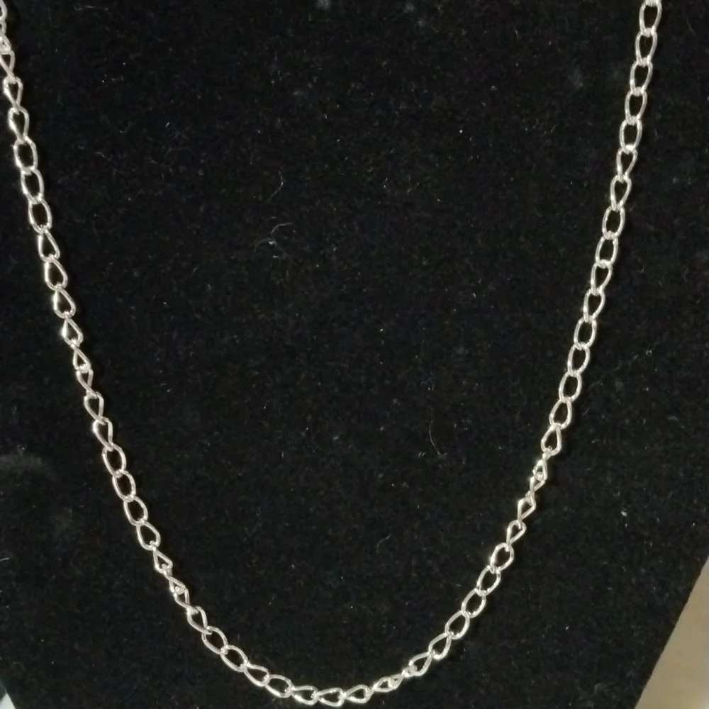Silver plated chain necklace 18" NWT (sku 429) - Picture 1 of 4